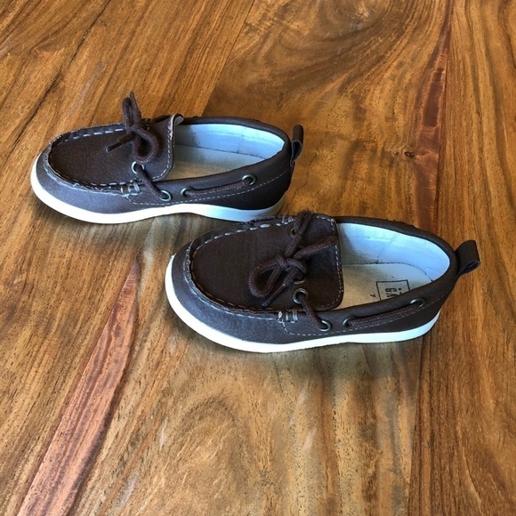 Gap Brown Lace Up Boat Shoes - Picture 4 of 6